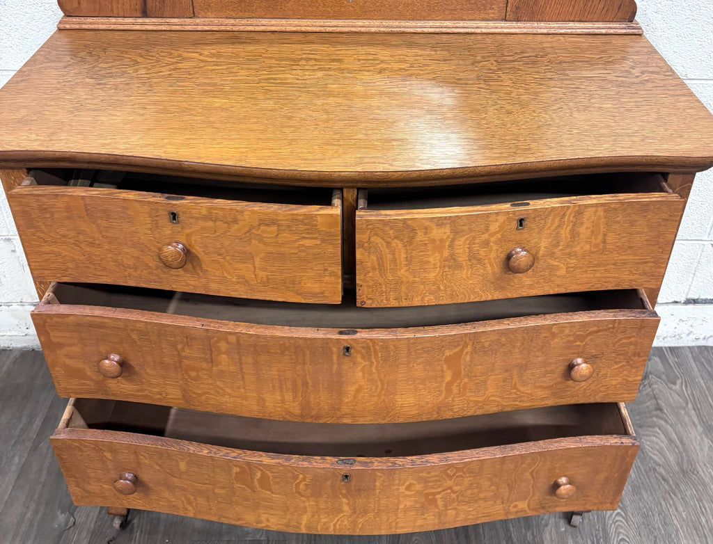 Antique Victorian Quarter Sawn Tiger Oak Serpentine Dresser with Mirror