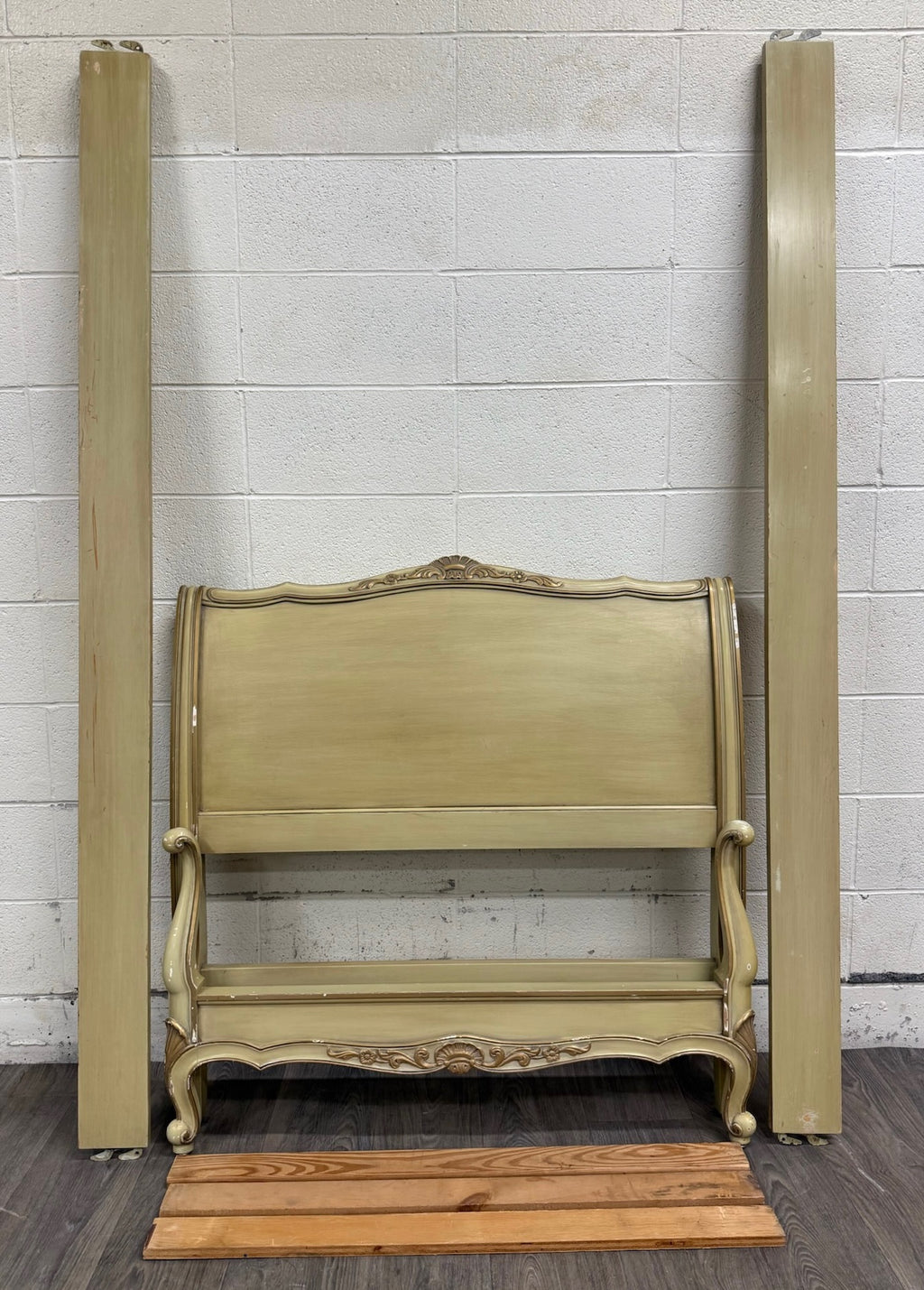 Vintage Twin Size French Provincial Louis XV Style French Bisque Cream Bed
