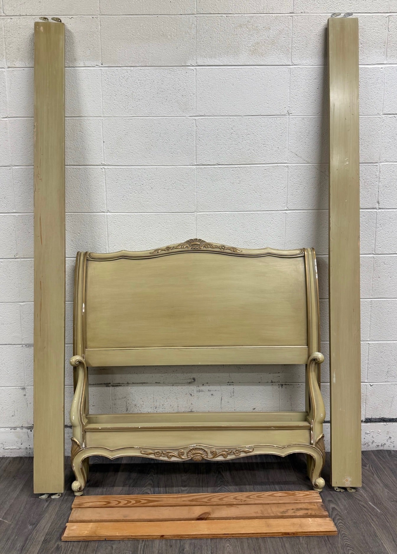 Vintage Twin Size French Provincial Louis XV Style French Bisque Cream Bed