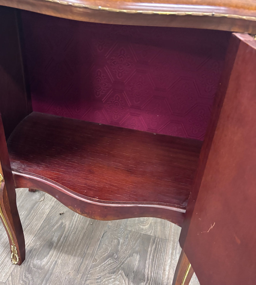 Vintage French Louis XV Style Nightstands Bedside Cabinets - Pair