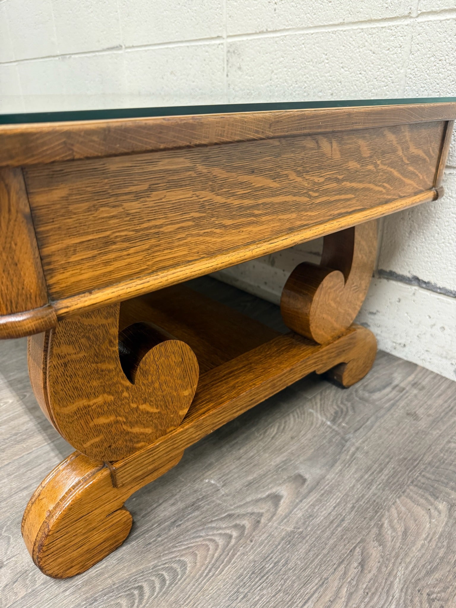 Antique 1920s-1930s Empire Tiger Oak Coffee Table Cocktail Table