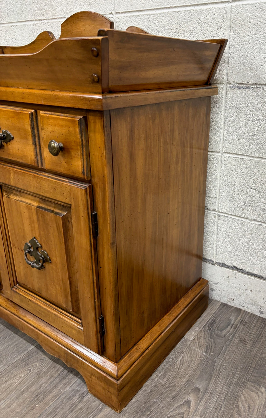 Vintage Garrison Furniture Company Early American Colonial Revival Dry Sink
