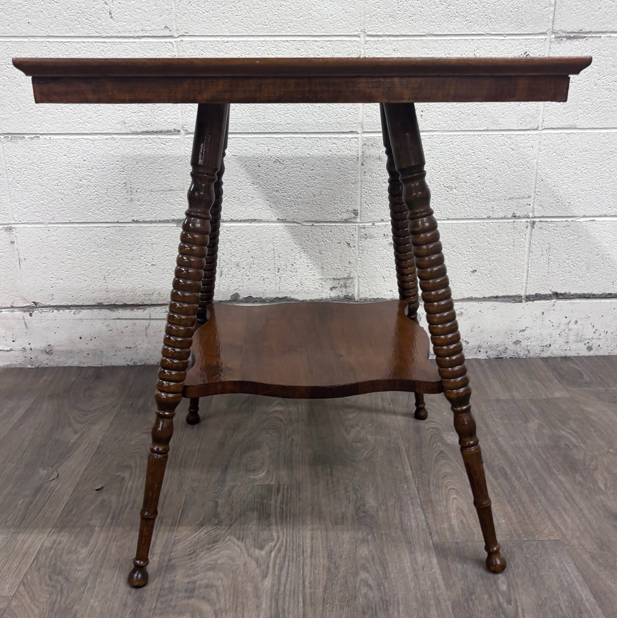 Antique Victorian Solid Mahogany Plank Top Side Table Lamp Table