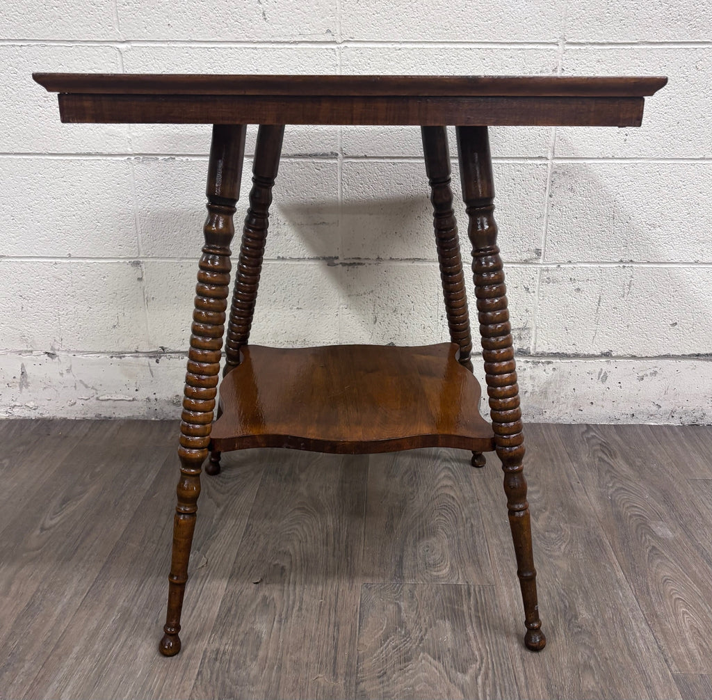 Antique Victorian Solid Mahogany Plank Top Side Table Lamp Table