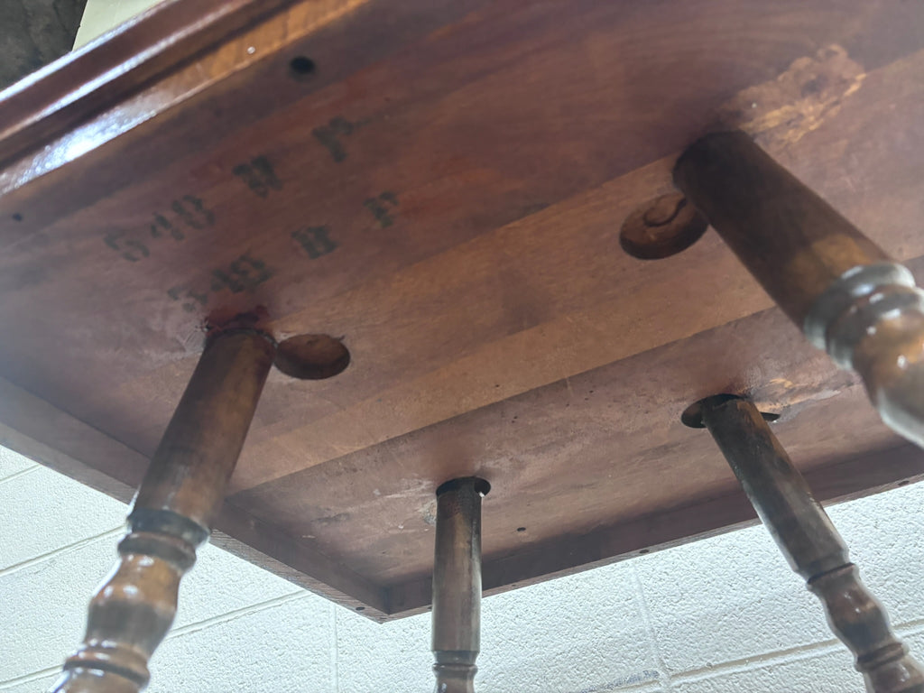 Antique Victorian Solid Mahogany Plank Top Side Table Lamp Table