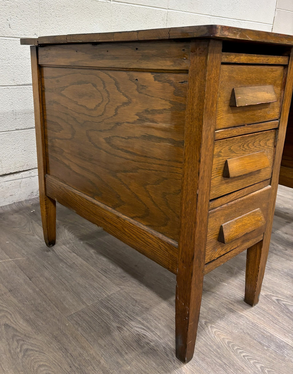 Vintage Arts & Crafts Mission Oak Pedestal Teacher Desk Office Desk Library Desk