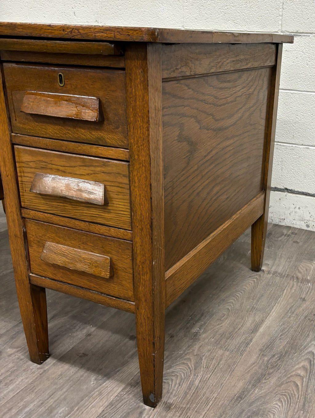 Vintage Arts & Crafts Mission Oak Pedestal Teacher Desk Office Desk Library Desk