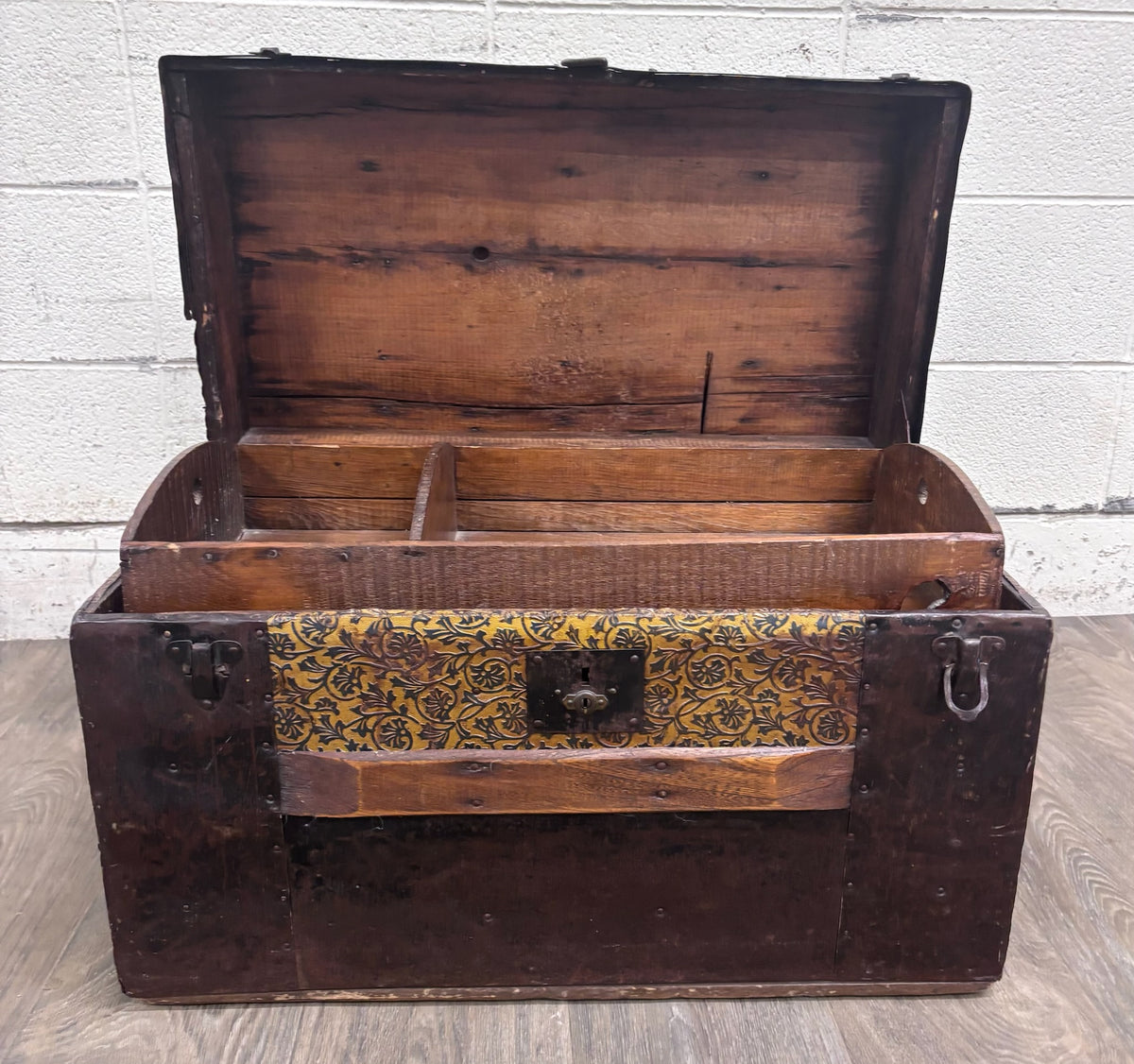 Antique 19th Century Victorian Flat Top Travel Trunk