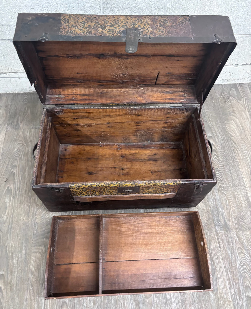 Antique 19th Century Victorian Flat Top Travel Trunk