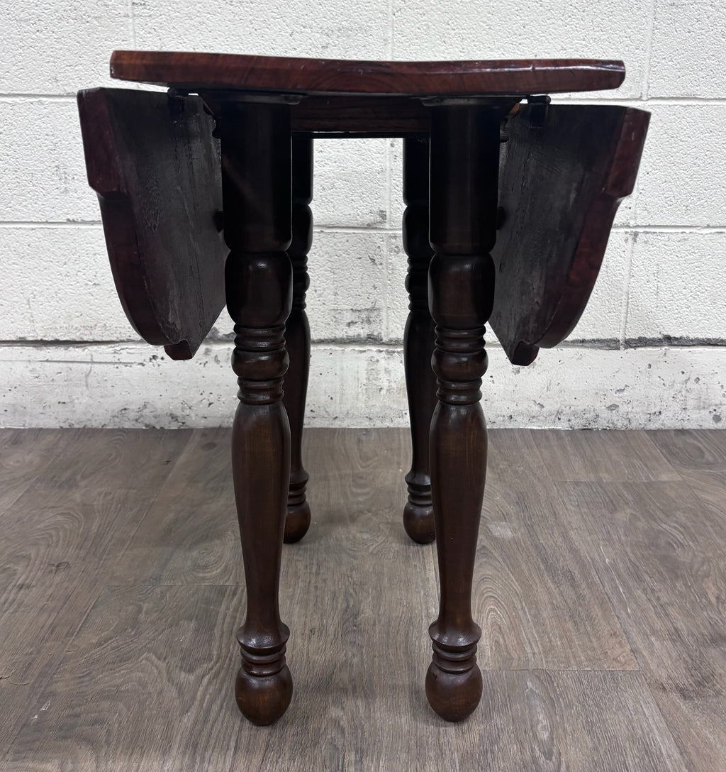 Antique 19th Century Walnut Pembroke Drop Leaf Table