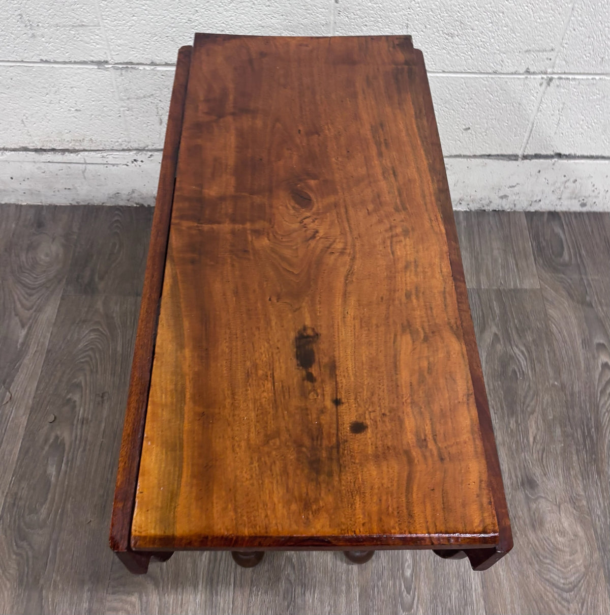 Antique 19th Century Walnut Pembroke Drop Leaf Table