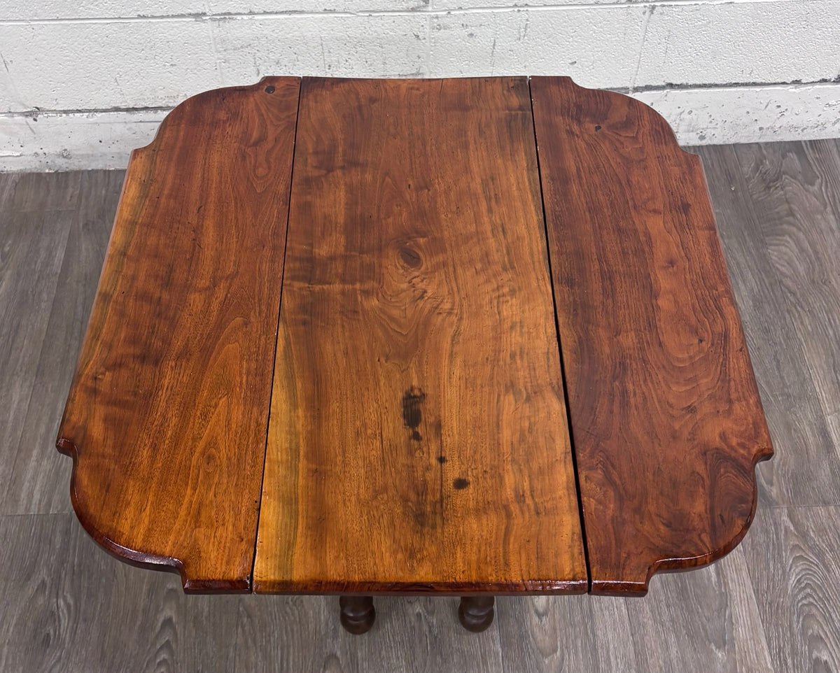 Antique 19th Century Walnut Pembroke Drop Leaf Table