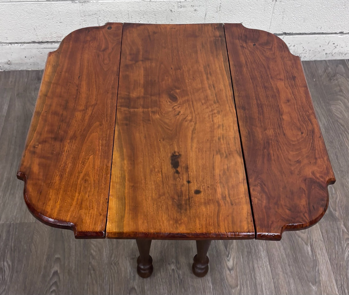 Antique 19th Century Walnut Pembroke Drop Leaf Table