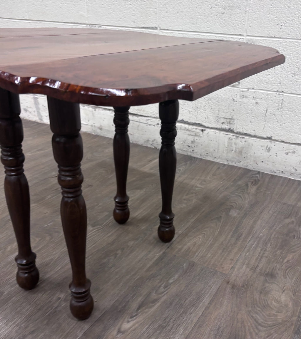 Antique 19th Century Walnut Pembroke Drop Leaf Table