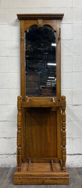 Vintage Late 20th Colonial Revival Style Traditional Style Century Oak Hall Tree