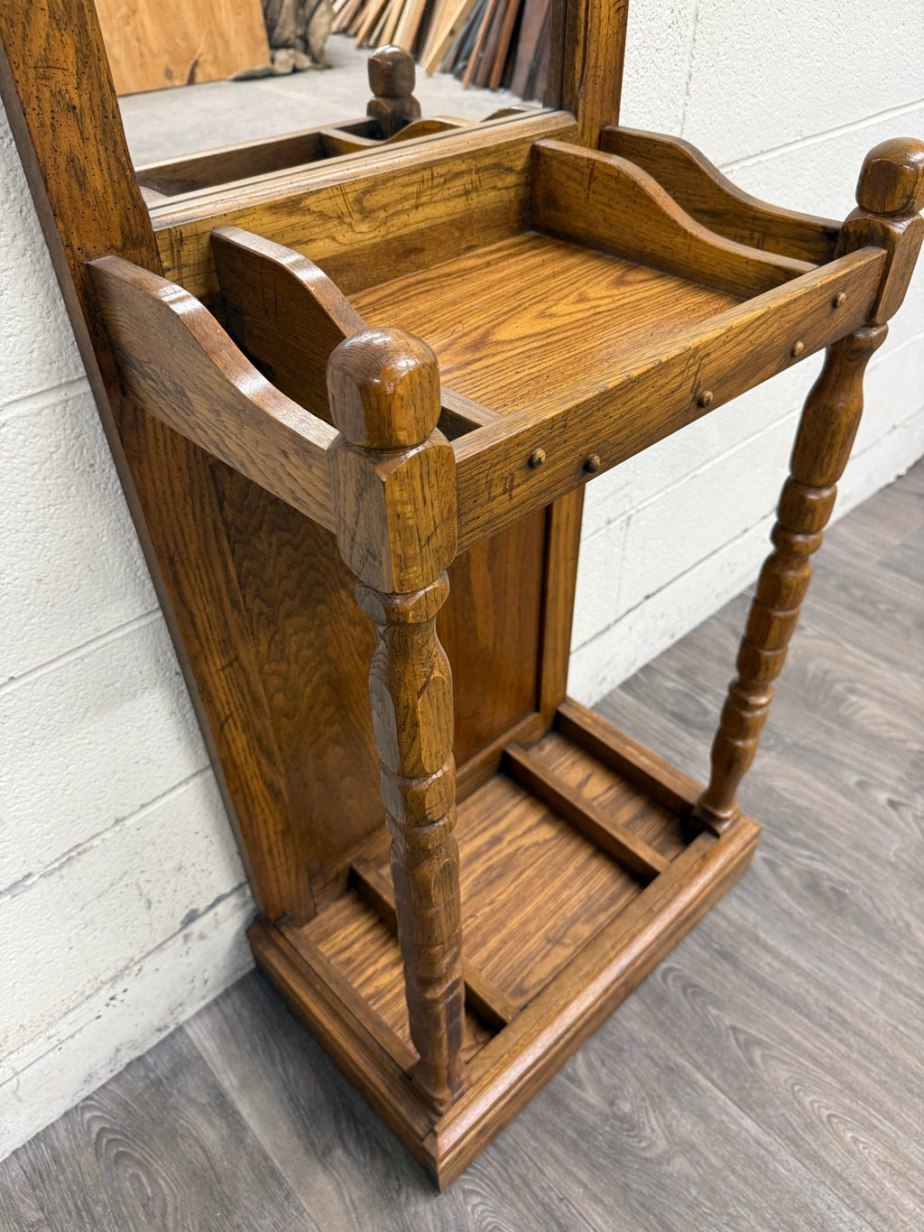Vintage Late 20th Colonial Revival Style Traditional Style Century Oak Hall Tree