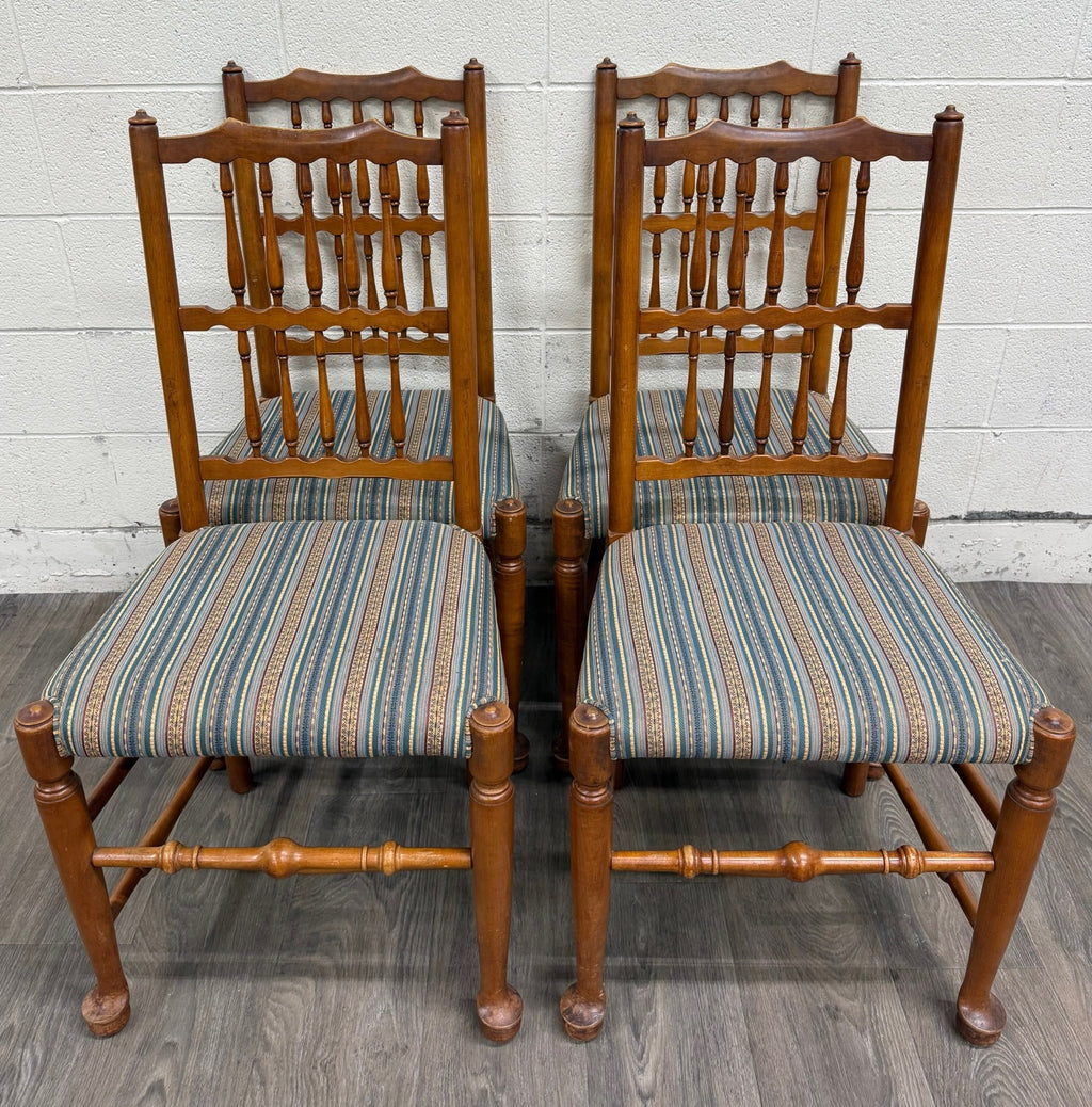 Vintage Colonial Style Spindle Back Upholstered Dining Chairs - Set of 4