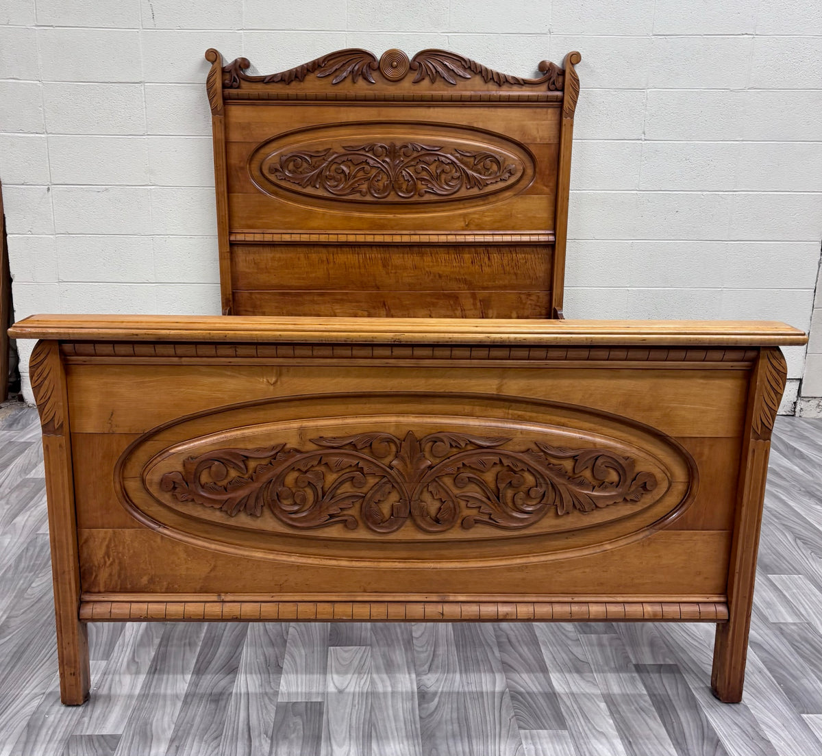 Antique Full Size Victorian Eastlake Carved Floral Acanthus Scrollwork Bed