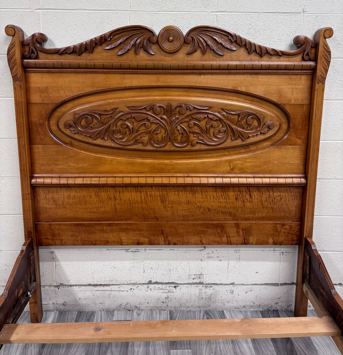 Antique Full Size Victorian Eastlake Carved Floral Acanthus Scrollwork Bed