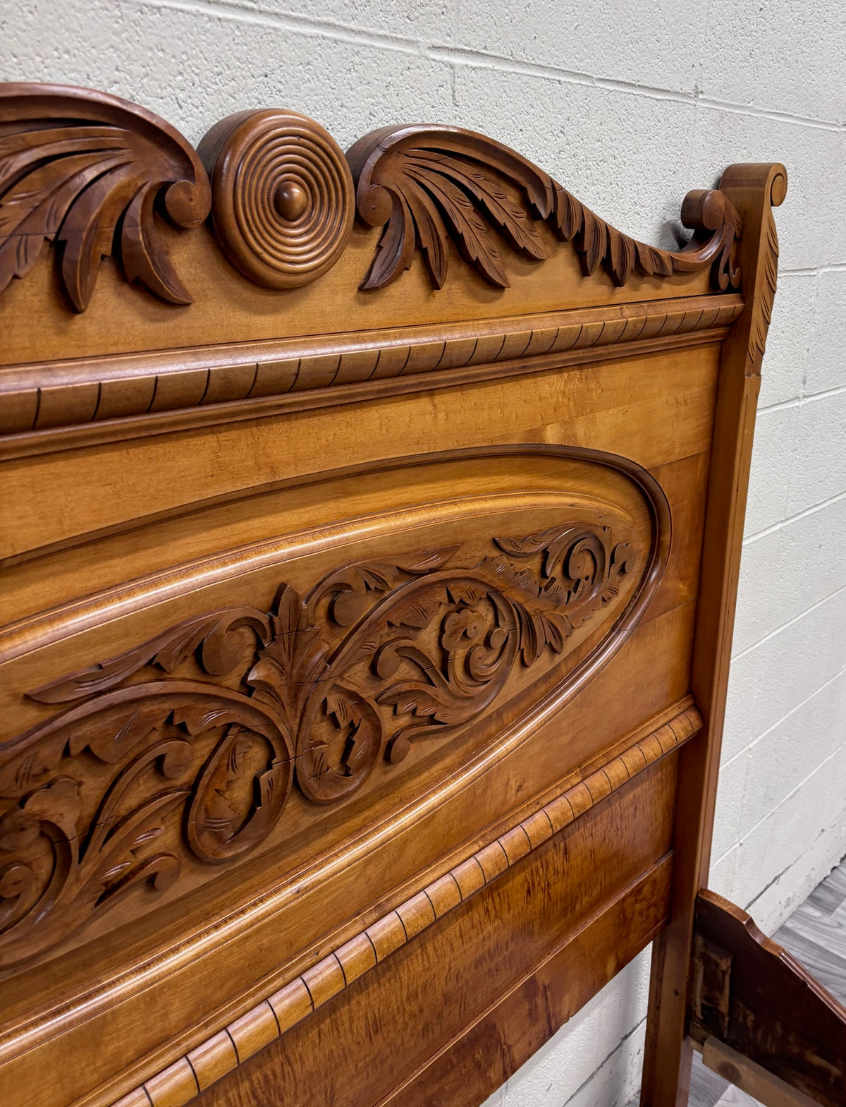 Antique Full Size Victorian Eastlake Carved Floral Acanthus Scrollwork Bed