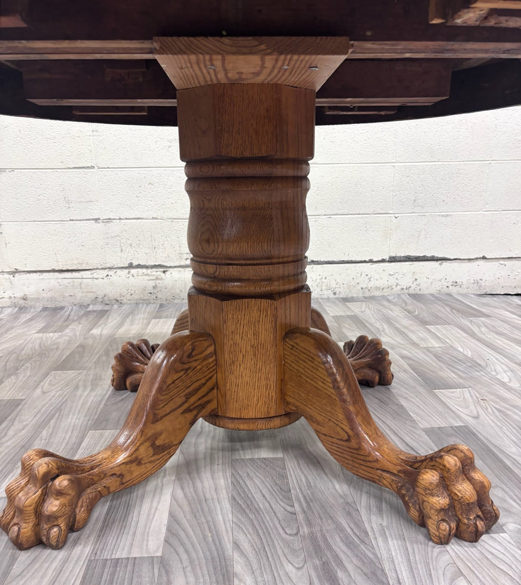 Antique Victorian 48 Inch Round Tiger Oak Claw Foot Pedestal Dining Table