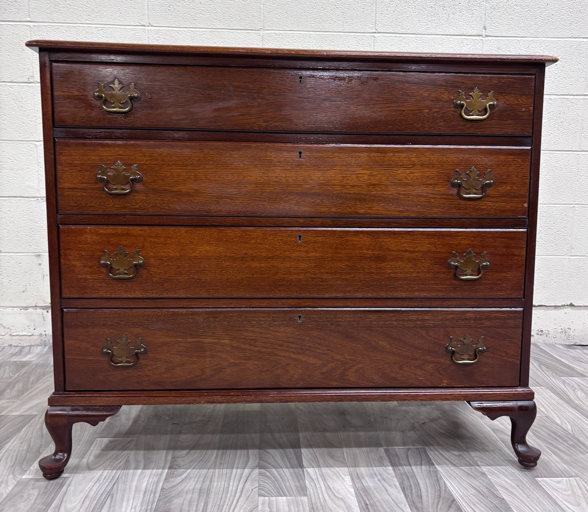 Antique Chippendale Style Mahogany Four Drawer Chest of Drawers Bachelor’s Chest