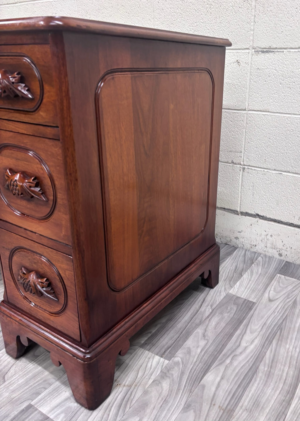 VTG Davis Cabinet Co Lillian Russell Style Black Walnut Executive Writing Desk