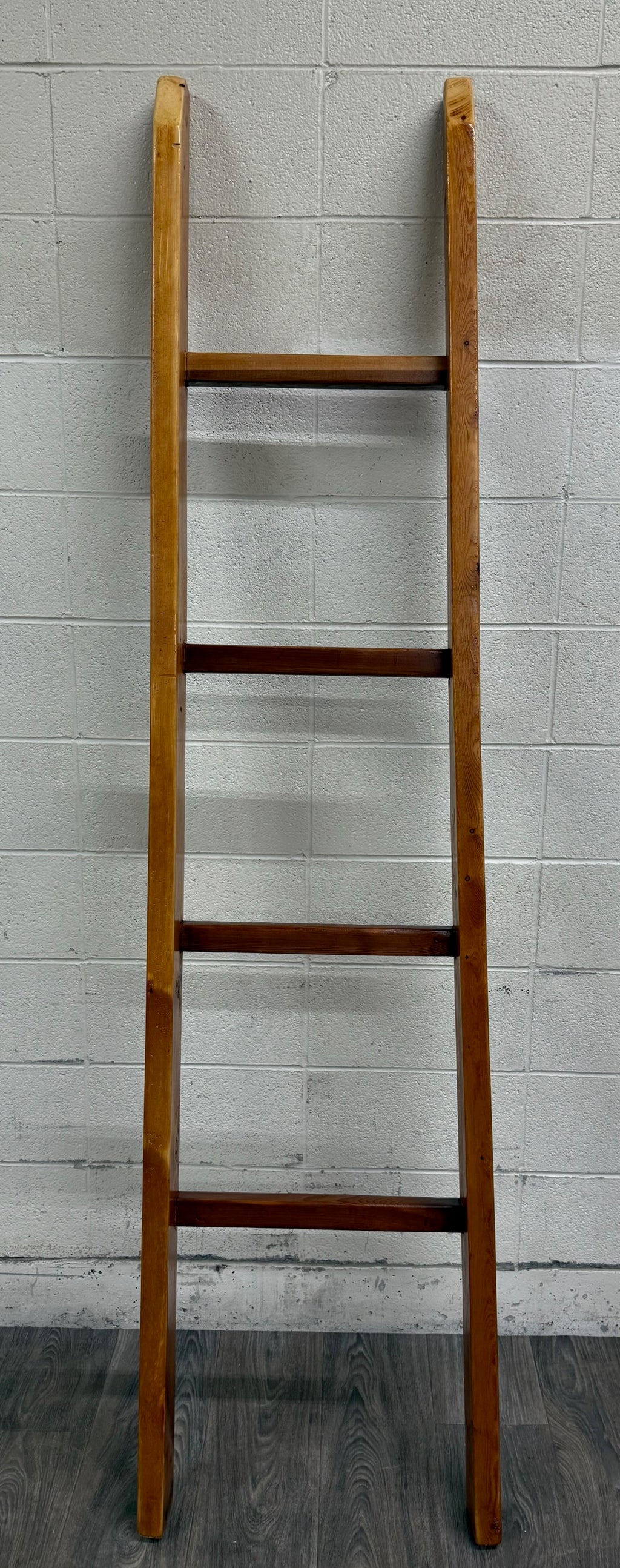Vintage 86 Inch Solid Pine Blanket Ladder