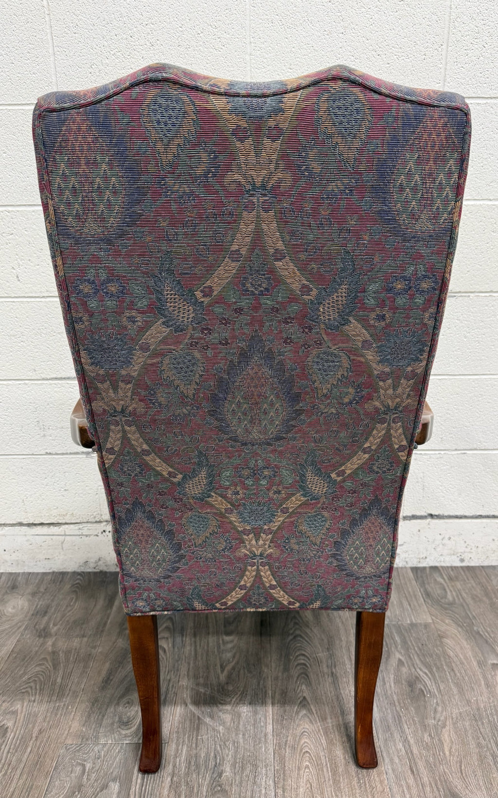 Vintage Queen Anne Style Gooseneck Arm Mahogany Library Chair