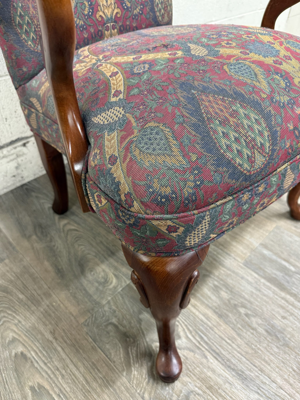 Vintage Queen Anne Style Gooseneck Arm Mahogany Library Chair