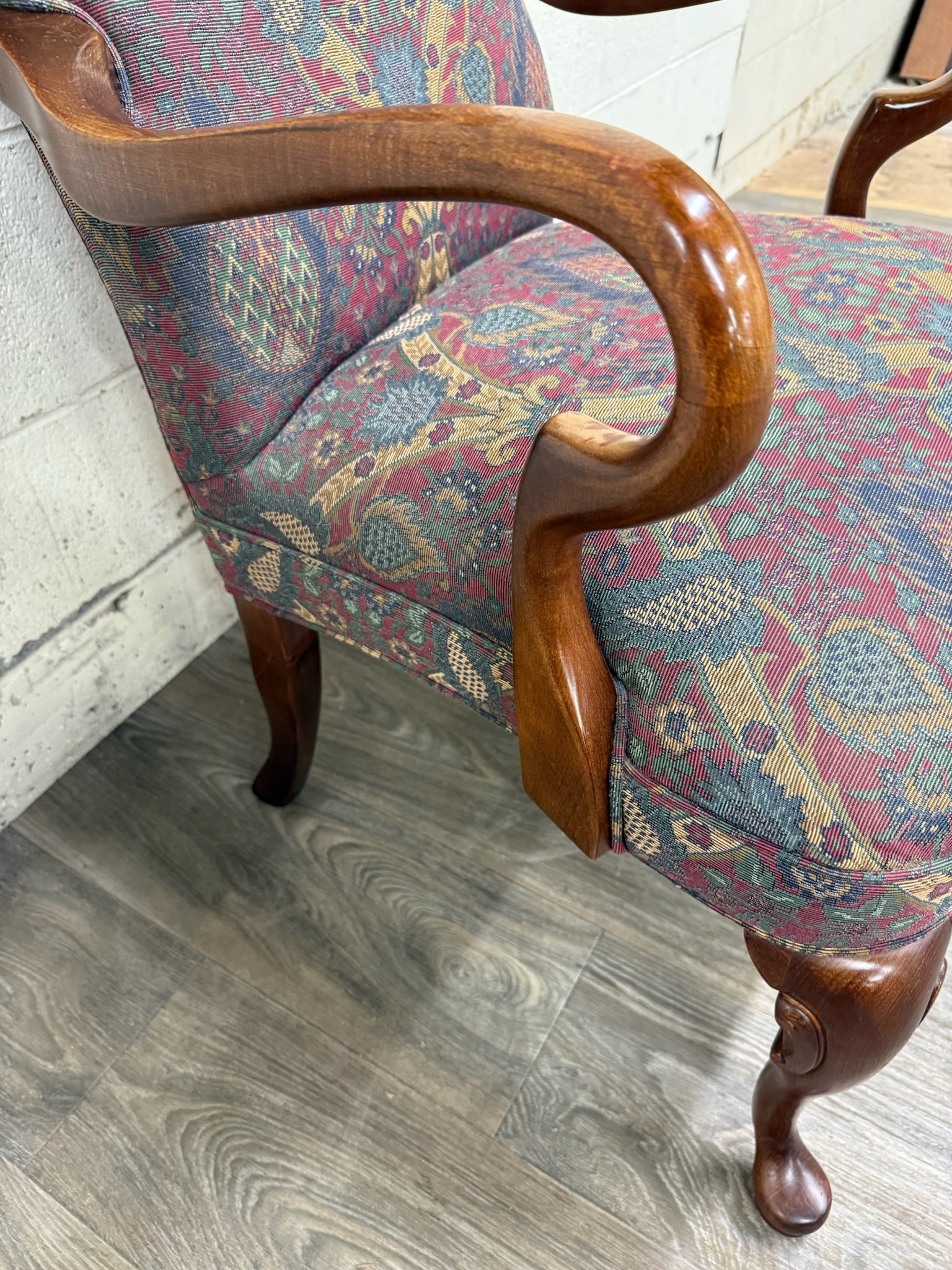 Vintage Queen Anne Style Gooseneck Arm Mahogany Library Chair