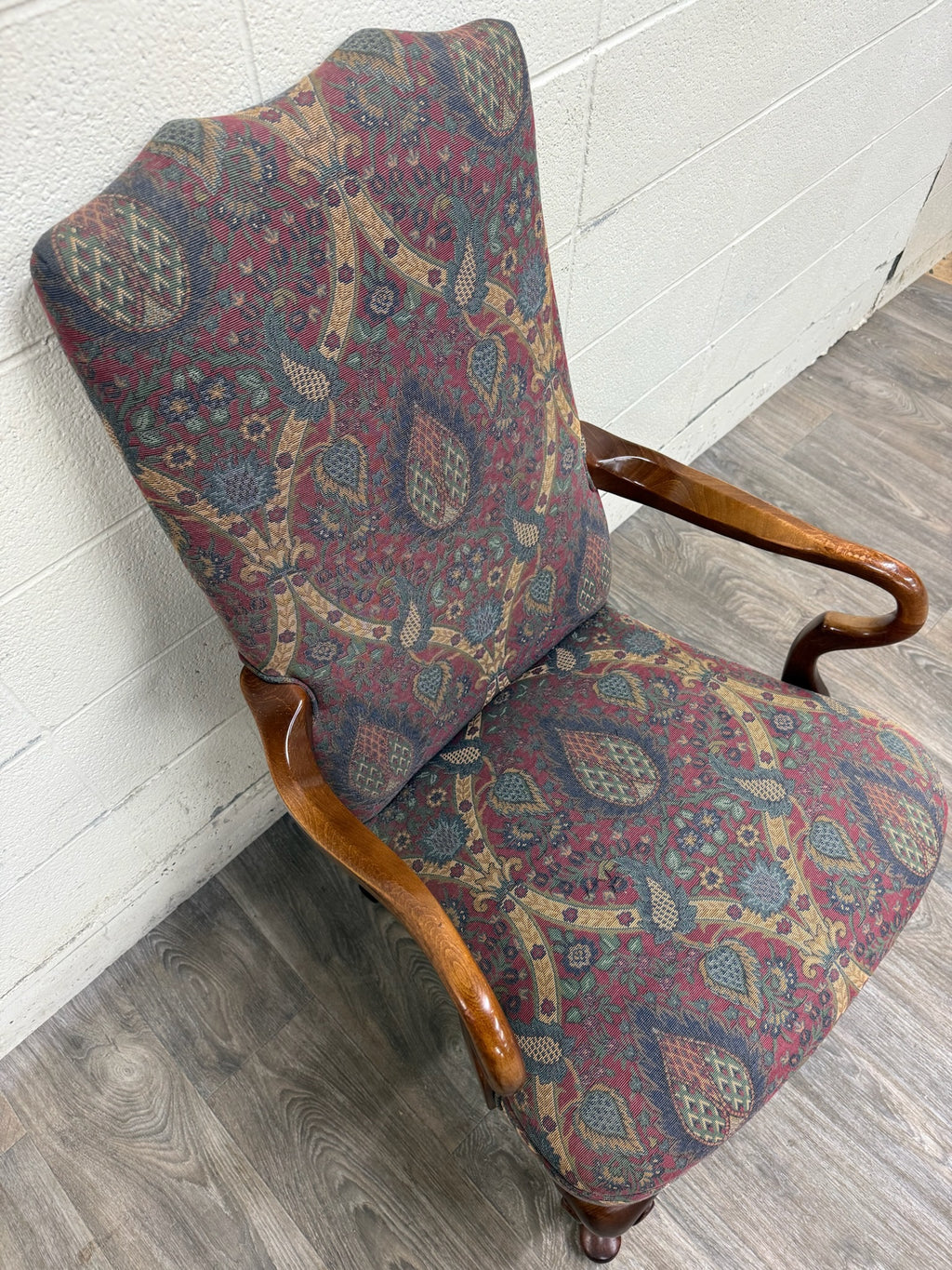 Vintage Queen Anne Style Gooseneck Arm Mahogany Library Chair