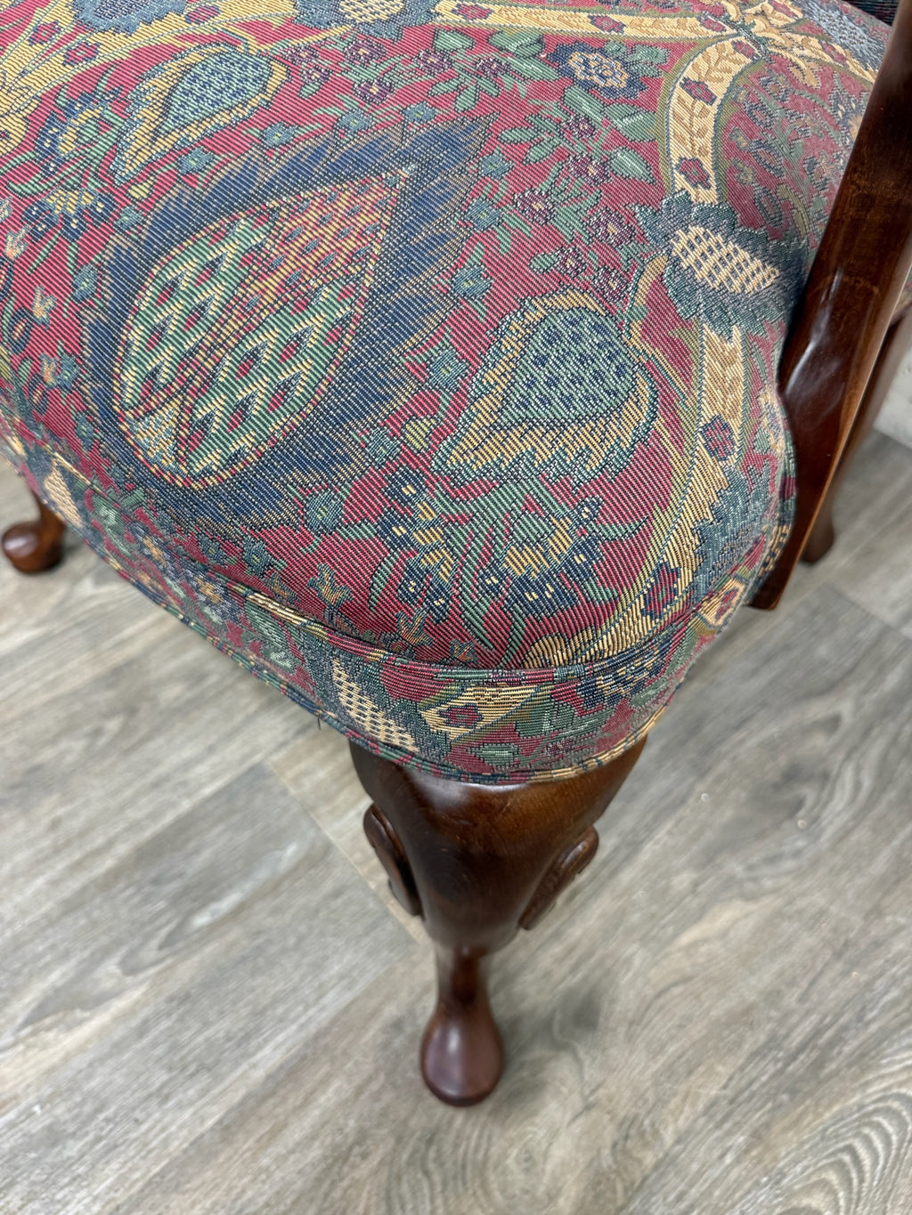 Vintage Queen Anne Style Gooseneck Arm Mahogany Library Chair