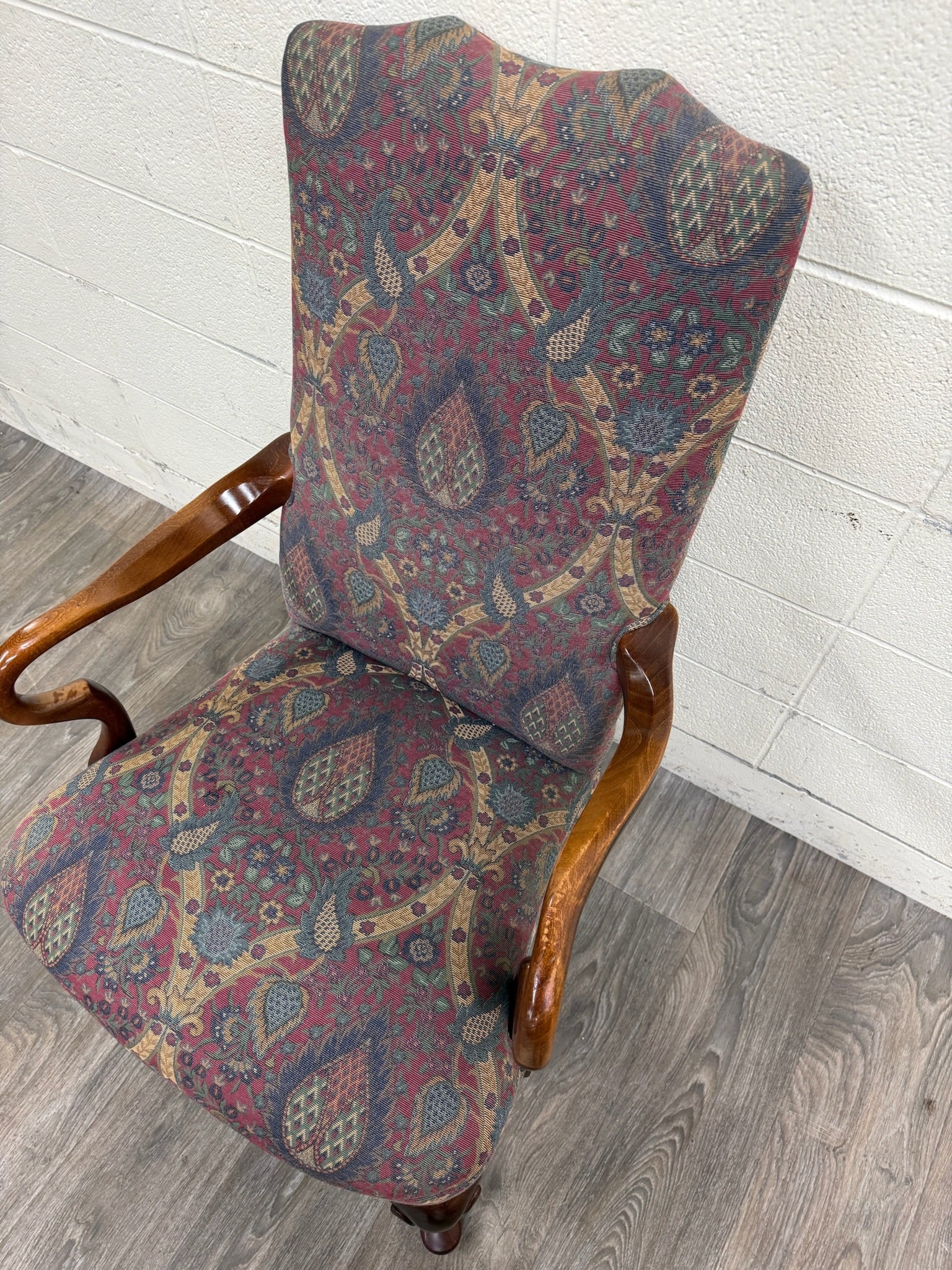 Vintage Queen Anne Style Gooseneck Arm Mahogany Library Chair