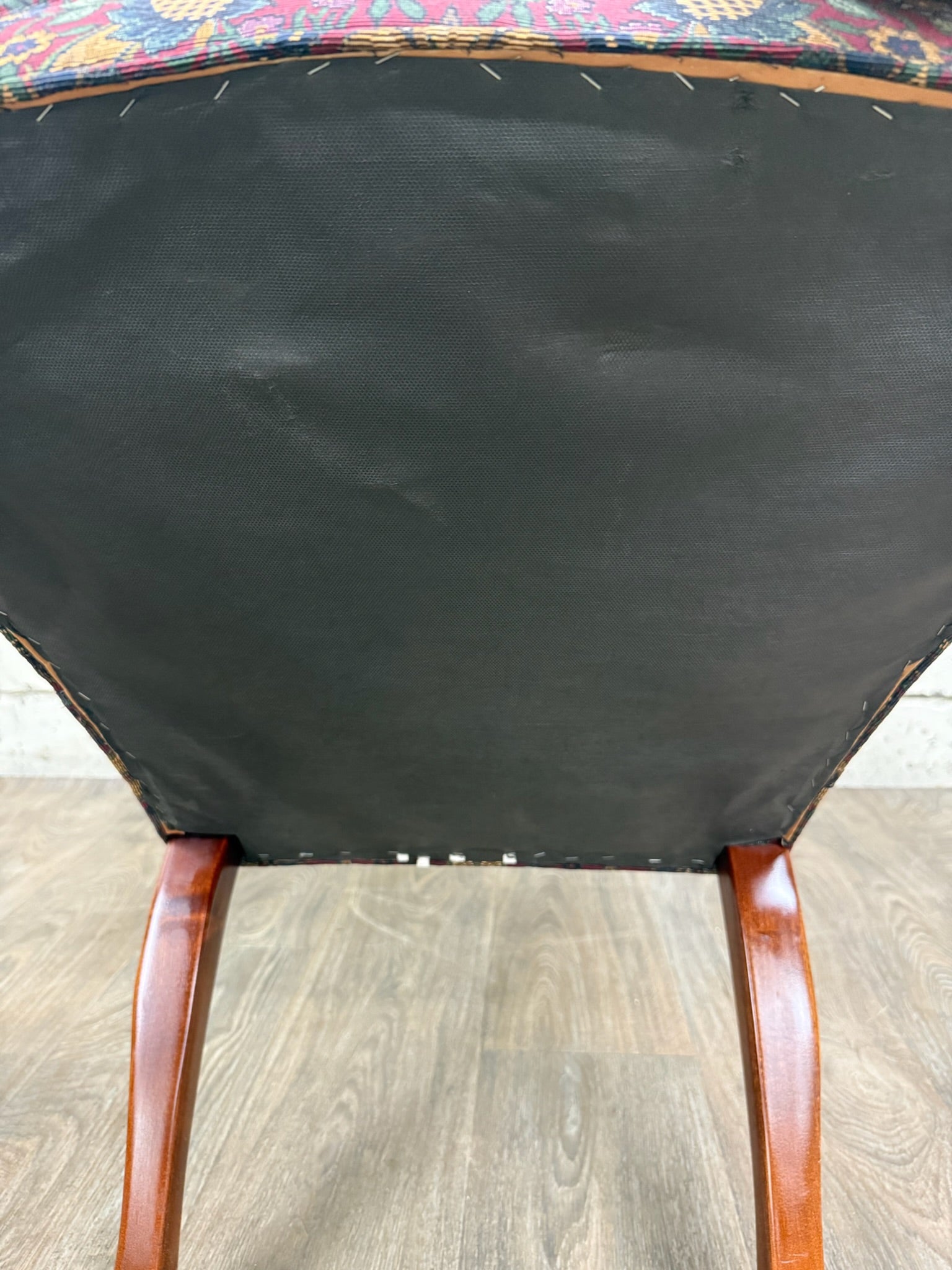 Vintage Queen Anne Style Gooseneck Arm Mahogany Library Chair
