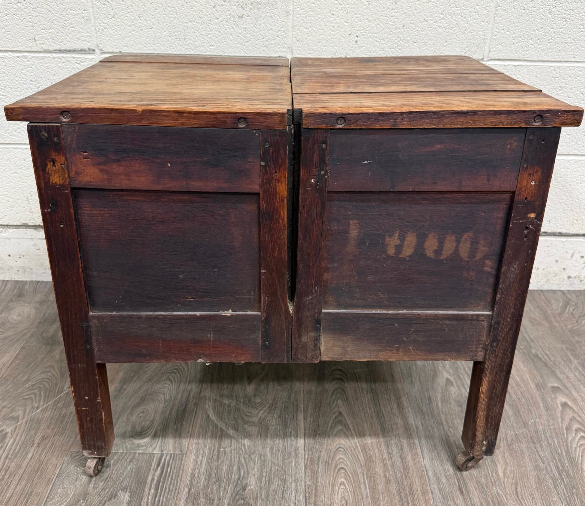 Antique Arts & Crafts Four Drawer Quarter Sawn White Oak Chest