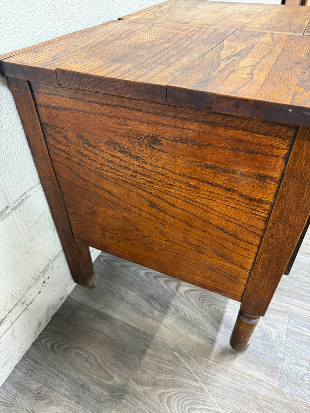 Antique Arts & Crafts Four Drawer Quarter Sawn White Oak Chest