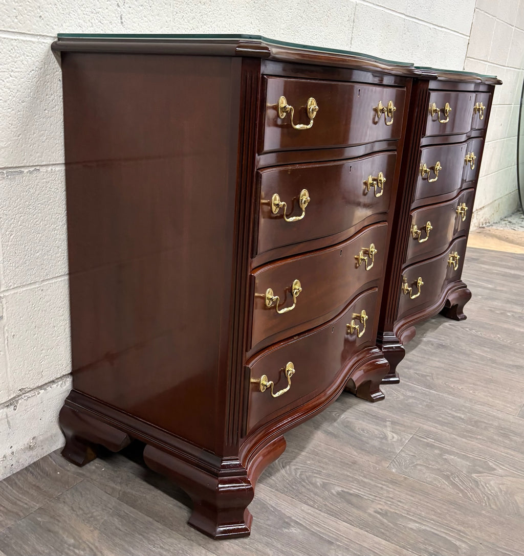 Vintage Councill Furniture Chippendale Solid Mahogany Nightstands Bedside Tables
