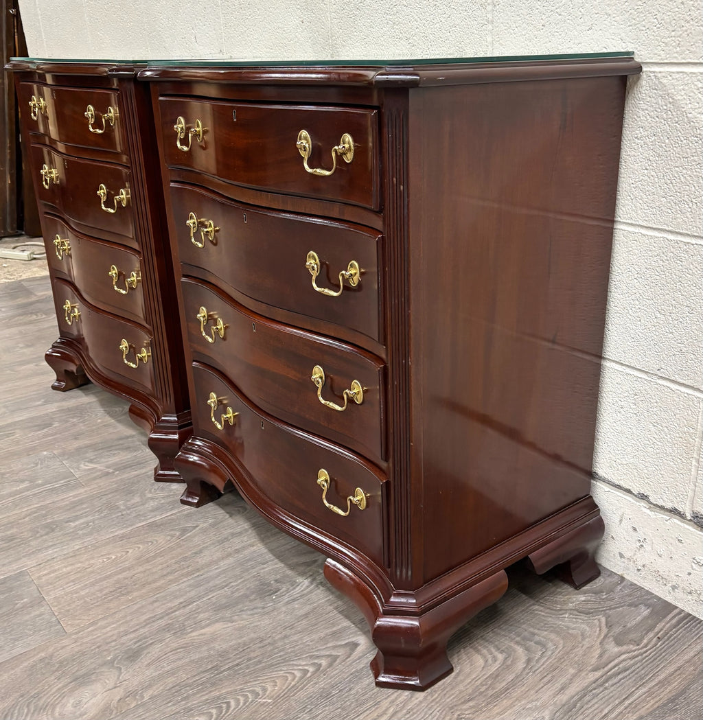 Vintage Councill Furniture Chippendale Solid Mahogany Nightstands Bedside Tables