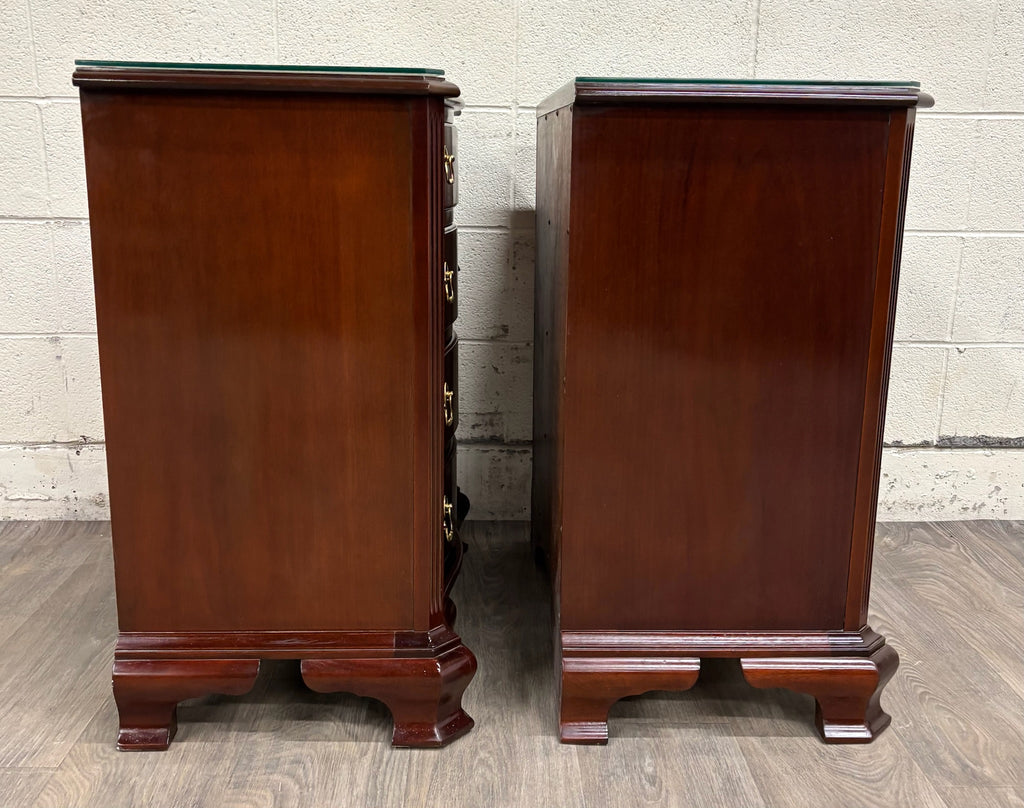Vintage Councill Furniture Chippendale Solid Mahogany Nightstands Bedside Tables