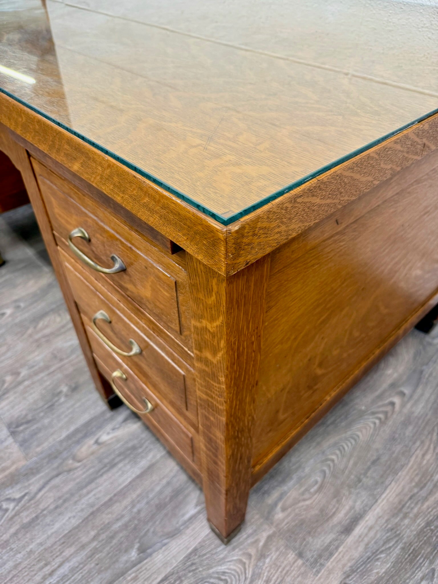 Antique American Arts & Crafts Mission Tiger Oak Executive Desk Partner Desk
