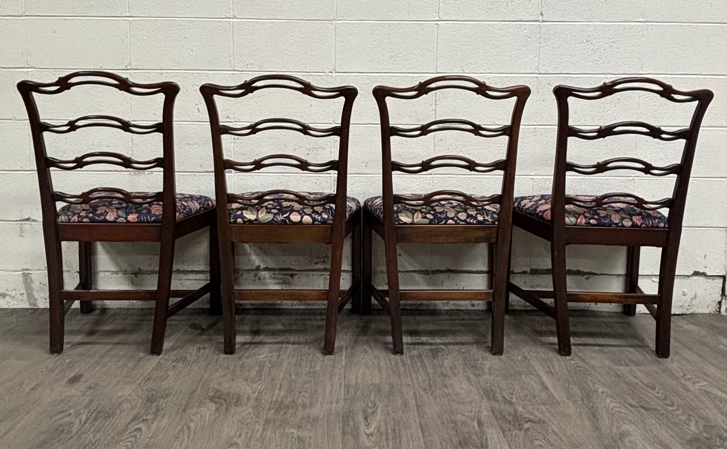 Vintage Chippendale Style Ladder Back Ribbon Back Dining Chairs - Set of 4