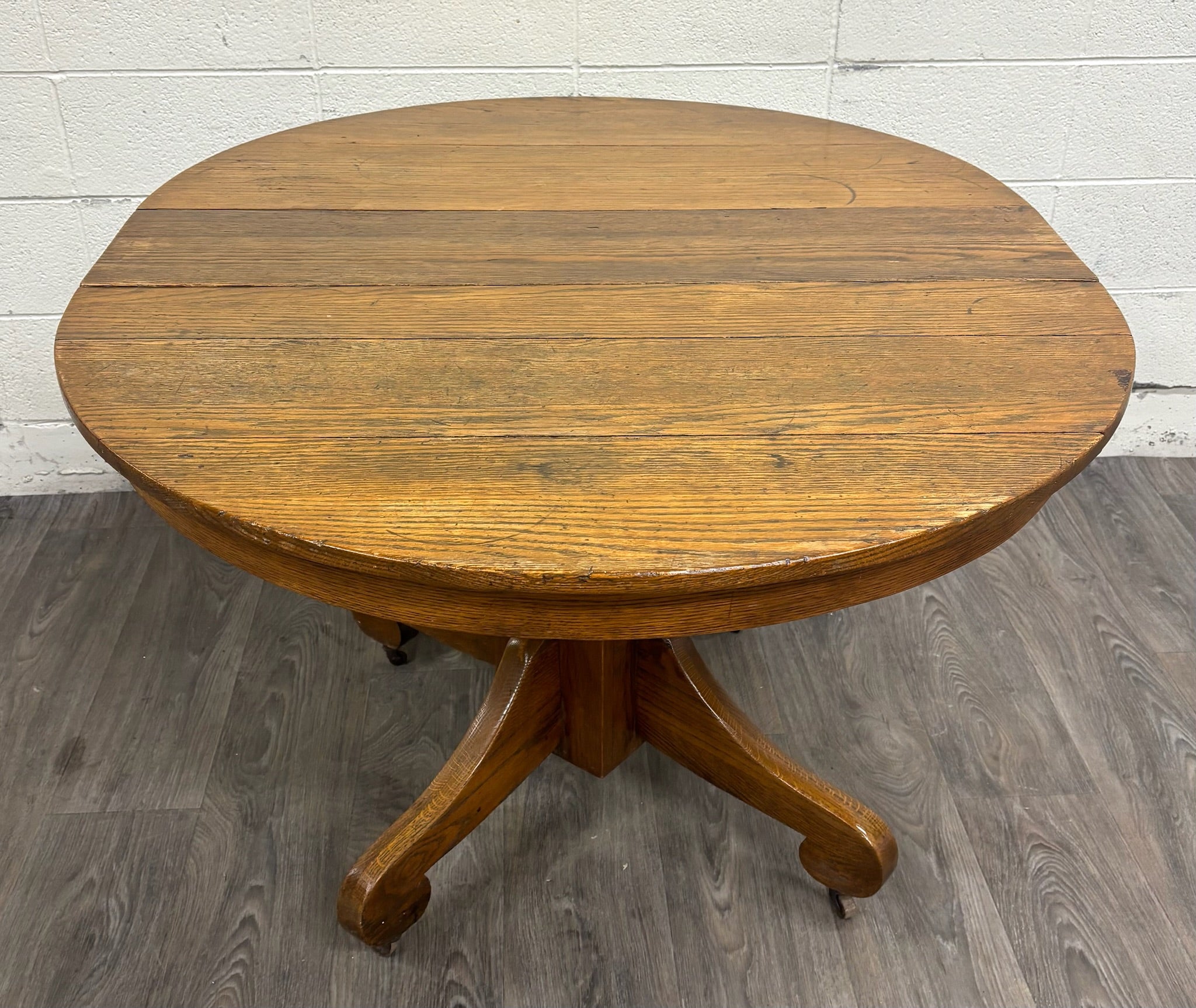 Antique American Empire Style Scroll Foot Pedestal Dining Table Breakfast Table