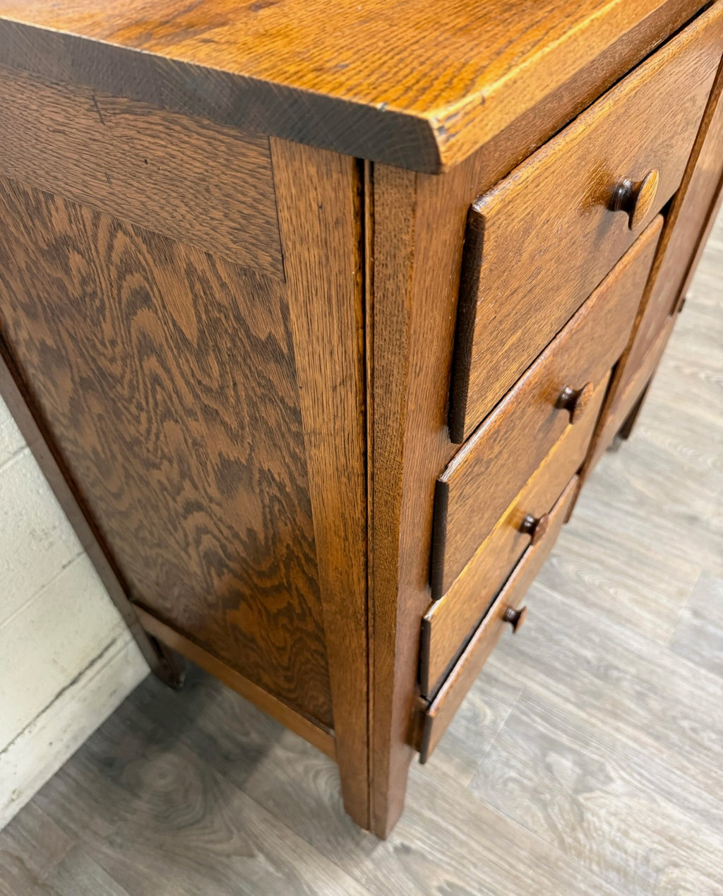 Antique Arts & Crafts Mission Quarter Sawn White Oak Gentleman’s Chiffonier