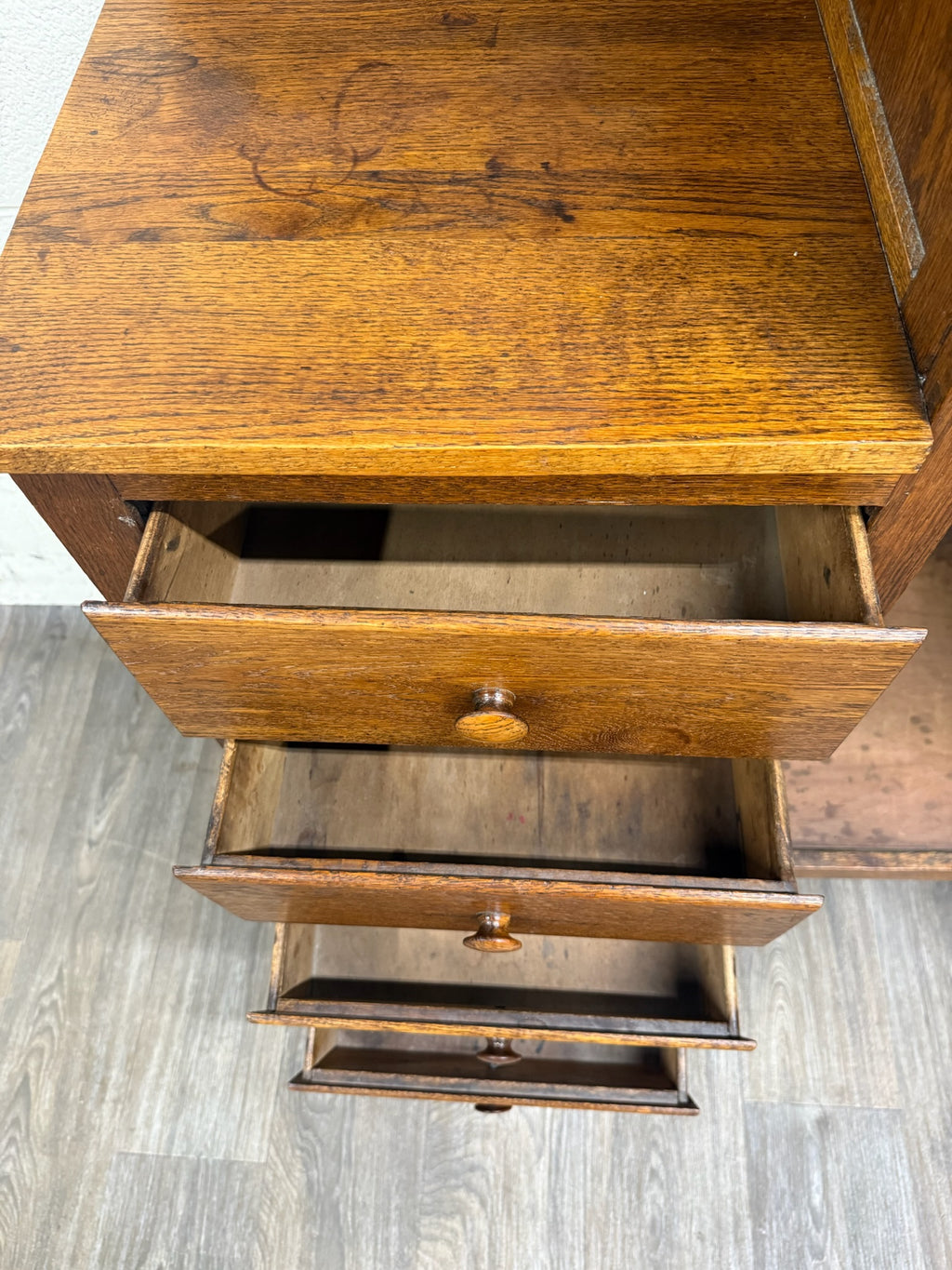 Antique Arts & Crafts Mission Quarter Sawn White Oak Gentleman’s Chiffonier