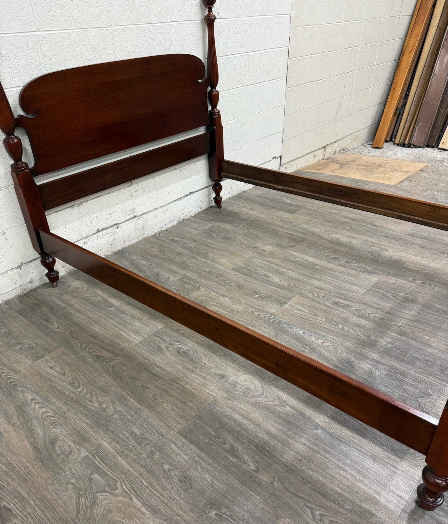 Vintage Full Size Duncan Phyfe Style Mahogany Bed
