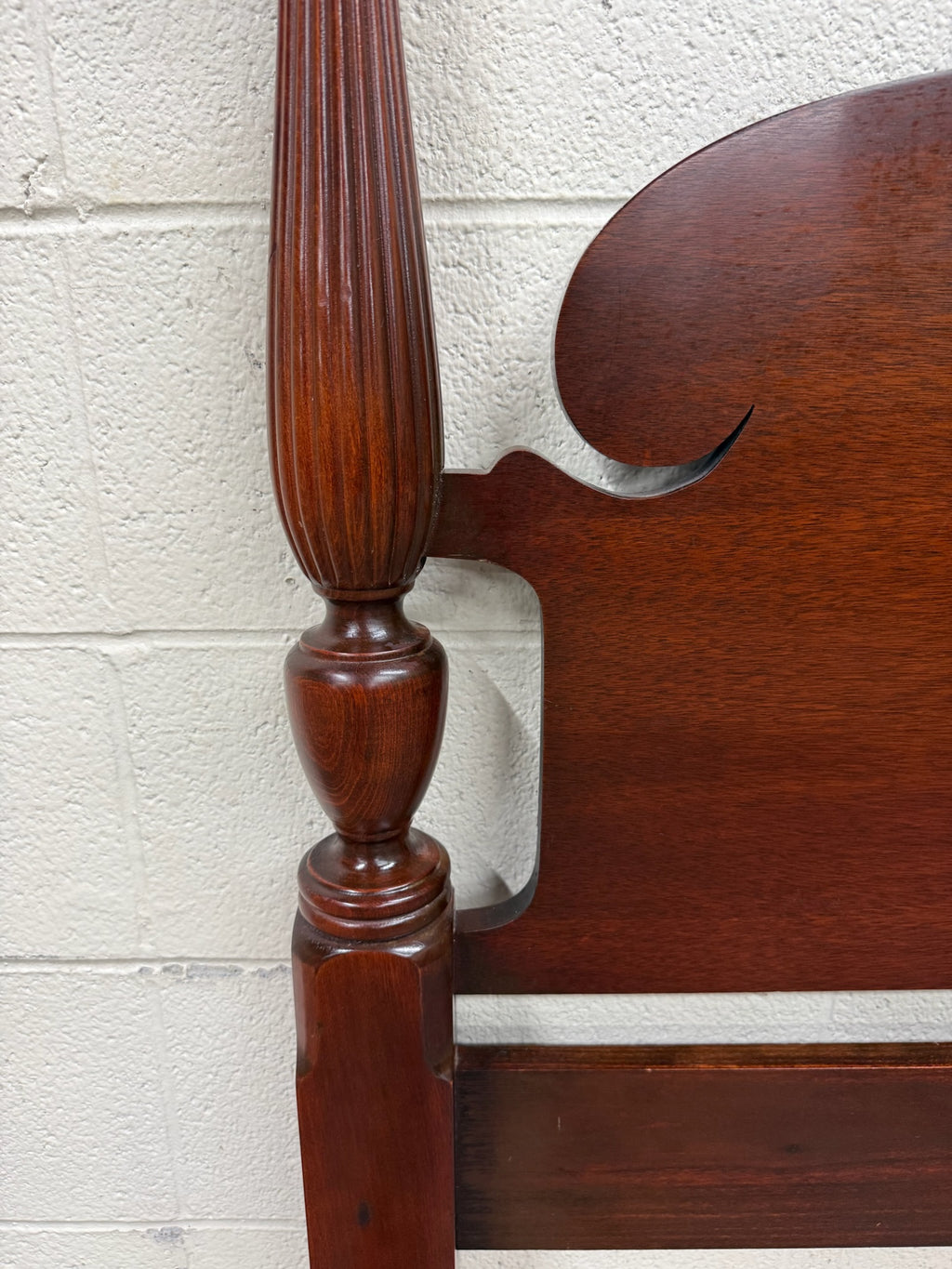 Vintage Full Size Duncan Phyfe Style Mahogany Bed