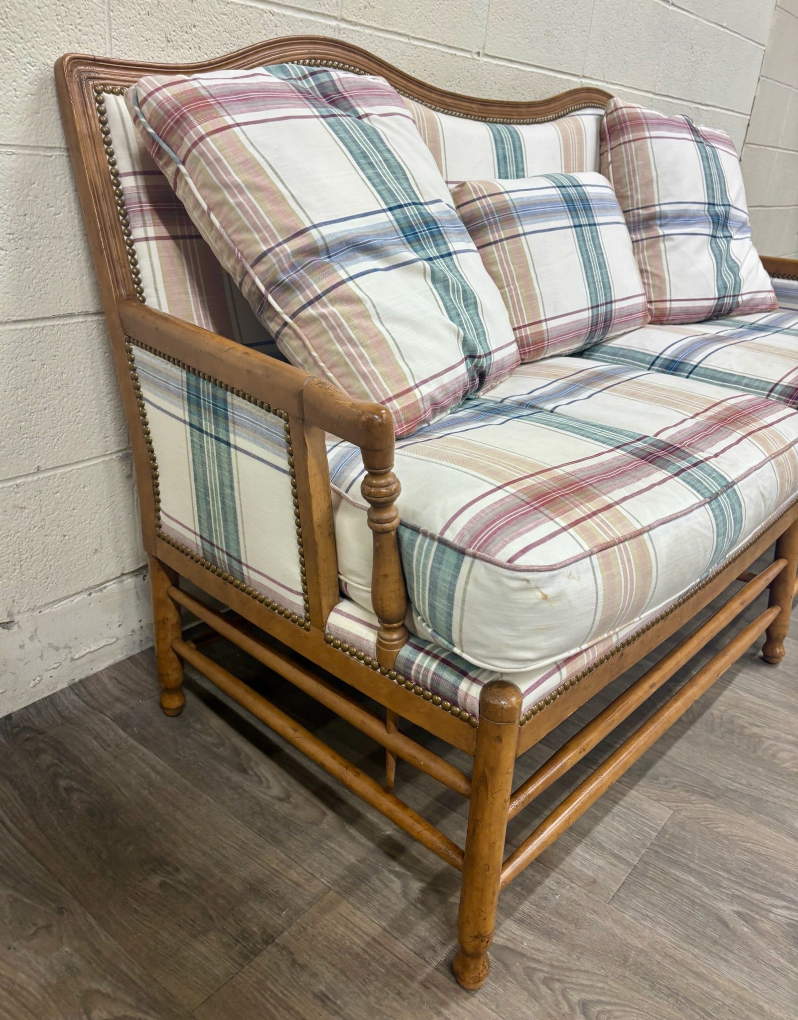 Vintage Isenhour Furniture MCM Ficks Reed Style Rattan Camelback Sofa