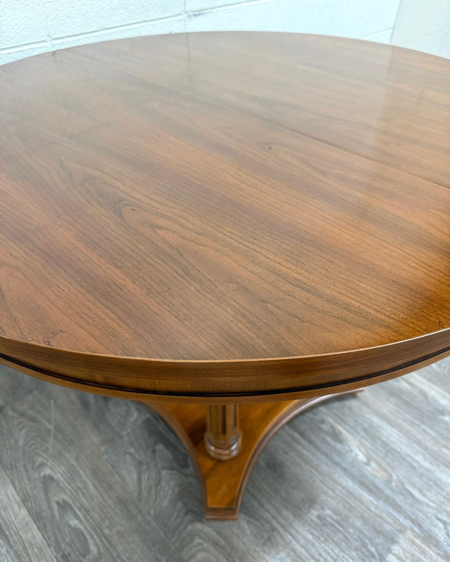 Vintage Neoclassical Regency Revival Walnut Pedestal Dining Table