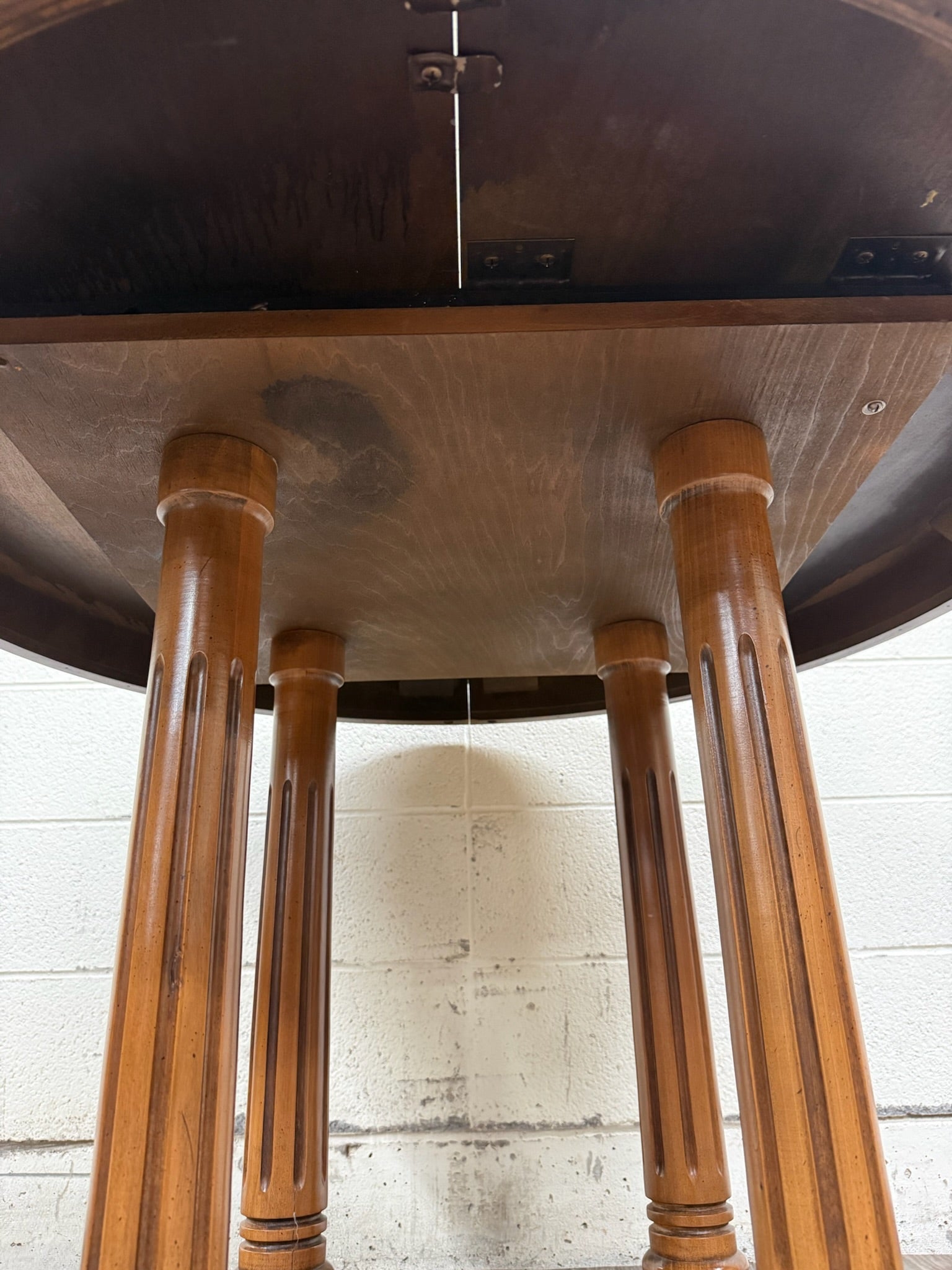 Vintage Neoclassical Regency Revival Walnut Pedestal Dining Table
